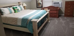 4 slaapkamers, een strijkplank/strijkijzer, gratis wifi, beddengoed