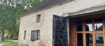 Restored Shepherd's Hut, Pets Allowed