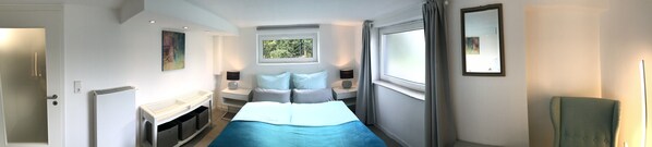 1 bedroom, iron/ironing board, travel cot, free WiFi