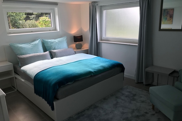 Gemütliches Schlafzimmer mit Komfortmatratze
