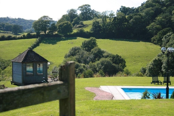 Outdoor Heated Pool Summer only