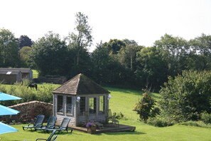 Property grounds - Milking Parlour - Self Catering Cottage (Sidmouth)