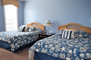 7 bedrooms, internet