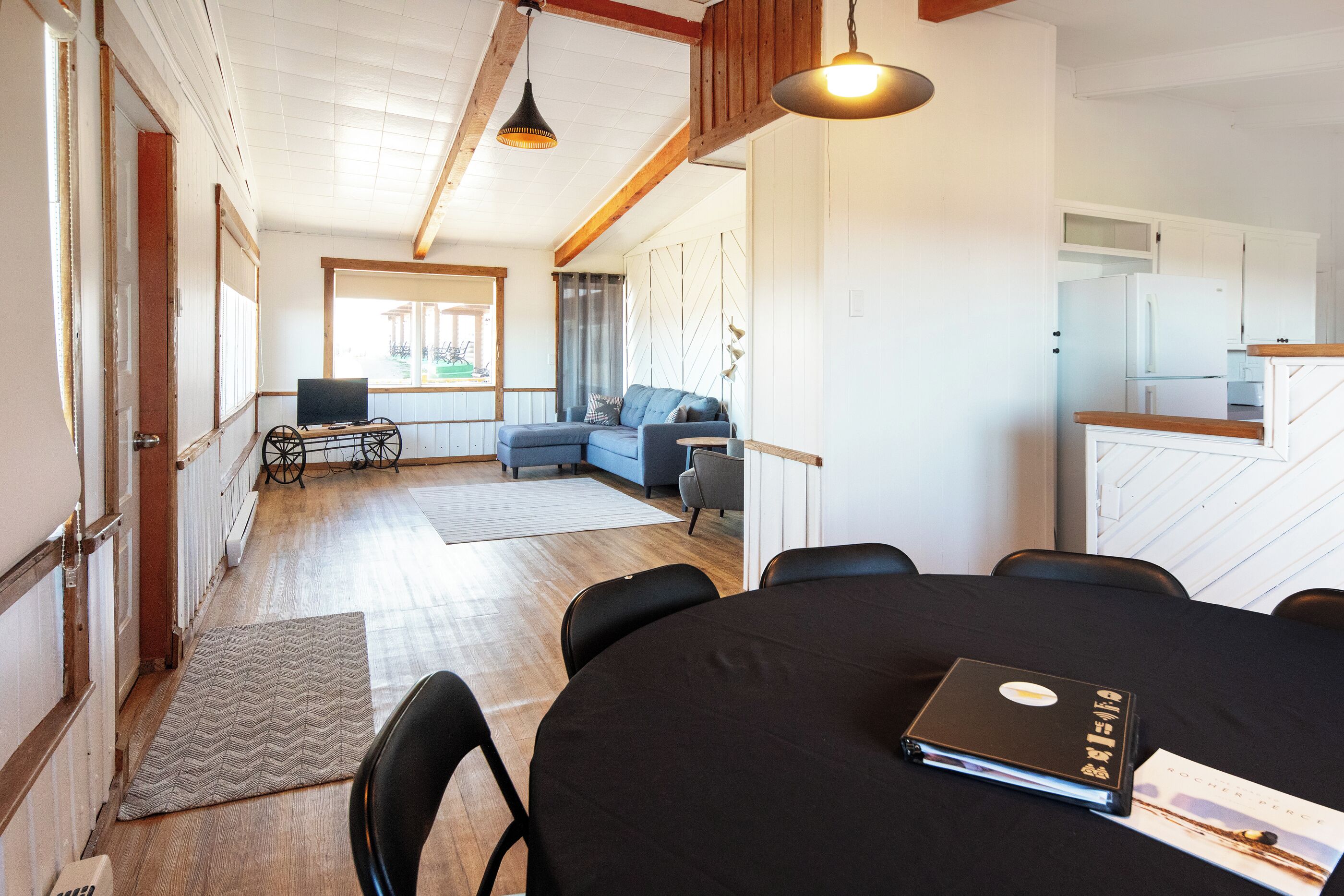 Chalet Classique, 4 chambres, cuisine, vue mer | Literie hypoallergénique, ameublement personnalisé, rideaux occultants