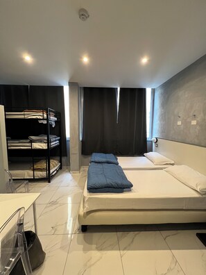 Blackout curtains, free WiFi