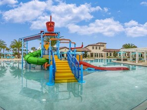 Studio (4 Bedrooms) | Interior - Luxurious Vacation Townhome With Private Pool (Kissimmee)