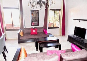 TV - River Palm Residence 2546 (Marrakech)