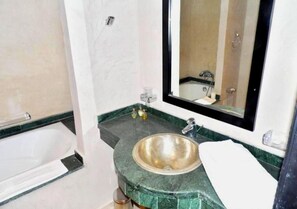 Badewanne, Bidet