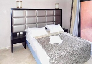 2 Schlafzimmer, Bettwäsche