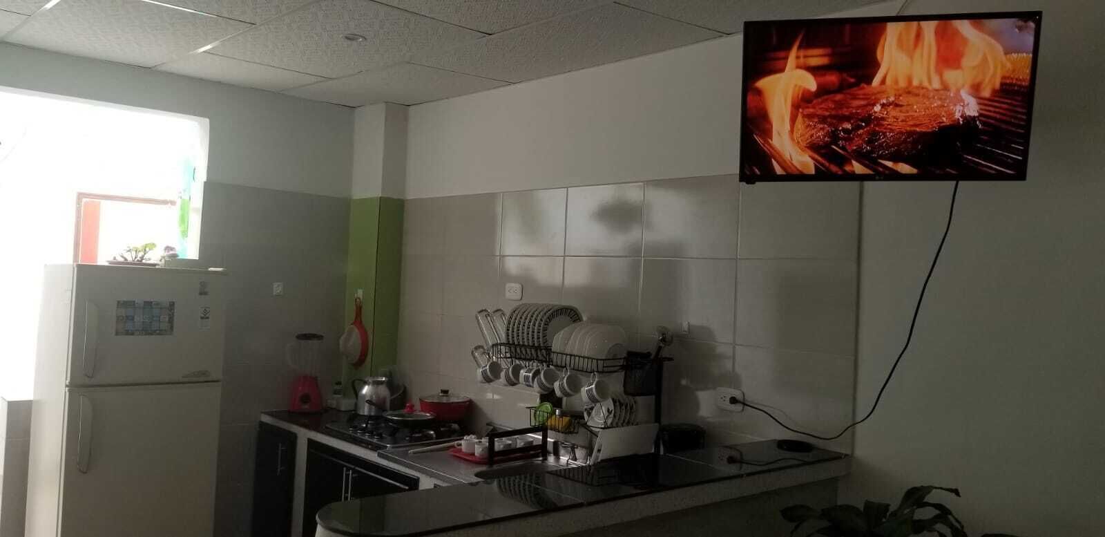 Réfrigérateur, plaque de cuisson