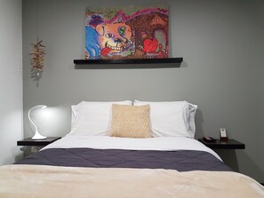 1 chambre, fer et planche à repasser, Wi-Fi, draps fournis