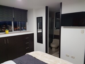 1 chambre, fer et planche à repasser, Wi-Fi, draps fournis