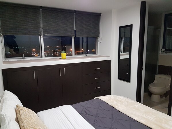 1 chambre, fer et planche à repasser, Wi-Fi, draps fournis