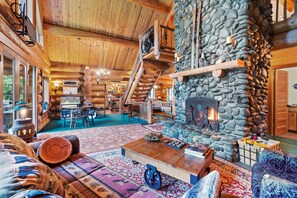 Interior - A Log House in a Private Forest with Hot Tub! (Ridgefield)