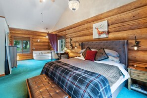 2 bedrooms, desk, iron/ironing board, travel crib