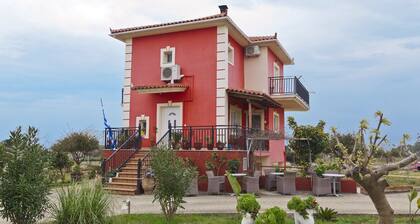 Penelope's house close to the beach and shops
