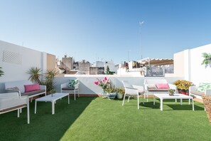 Terrace/patio - Albareda 5 - One Bedroom Apartment, Sleeps 4 (Sevilla)