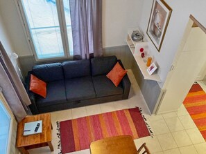 TV, DVD player
