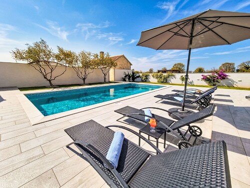 Vacation home Anić by Interhome