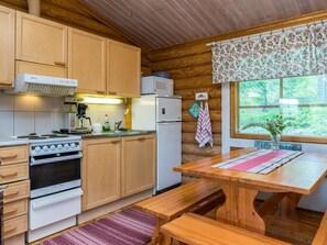 Fridge, microwave, cookware/dishes/utensils