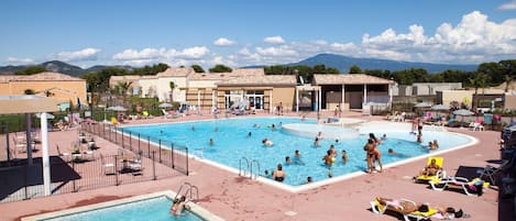 Piscine extérieure, piscine chauffée