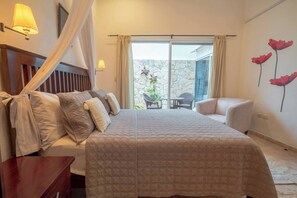 2 bedrooms, iron/ironing board, free WiFi