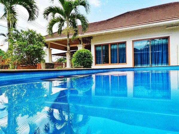 Outdoor pool - Ao Nang Family Pool Villa (AO NANG)