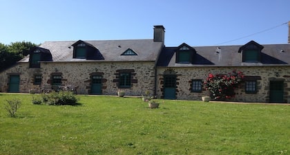 renovated farmhouse - near drill