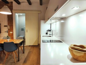 Unclassified image, 2 of 22, button - Best location in El Born, modern & super comfy (Barcelona)