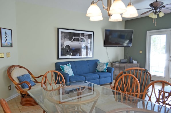 TV - Fenway Park - Second Row in Surfside Beach (Surfside Beach)