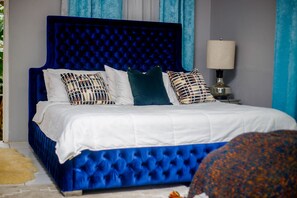 2 bedrooms, iron/ironing board, WiFi, bed sheets - Mae Villa newly renovated ! (Ocho Rios)