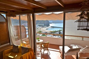Interior - 2 Bedroom apartment with great views (Lomo Quiebre)
