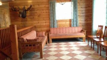 Televisie en een open haard