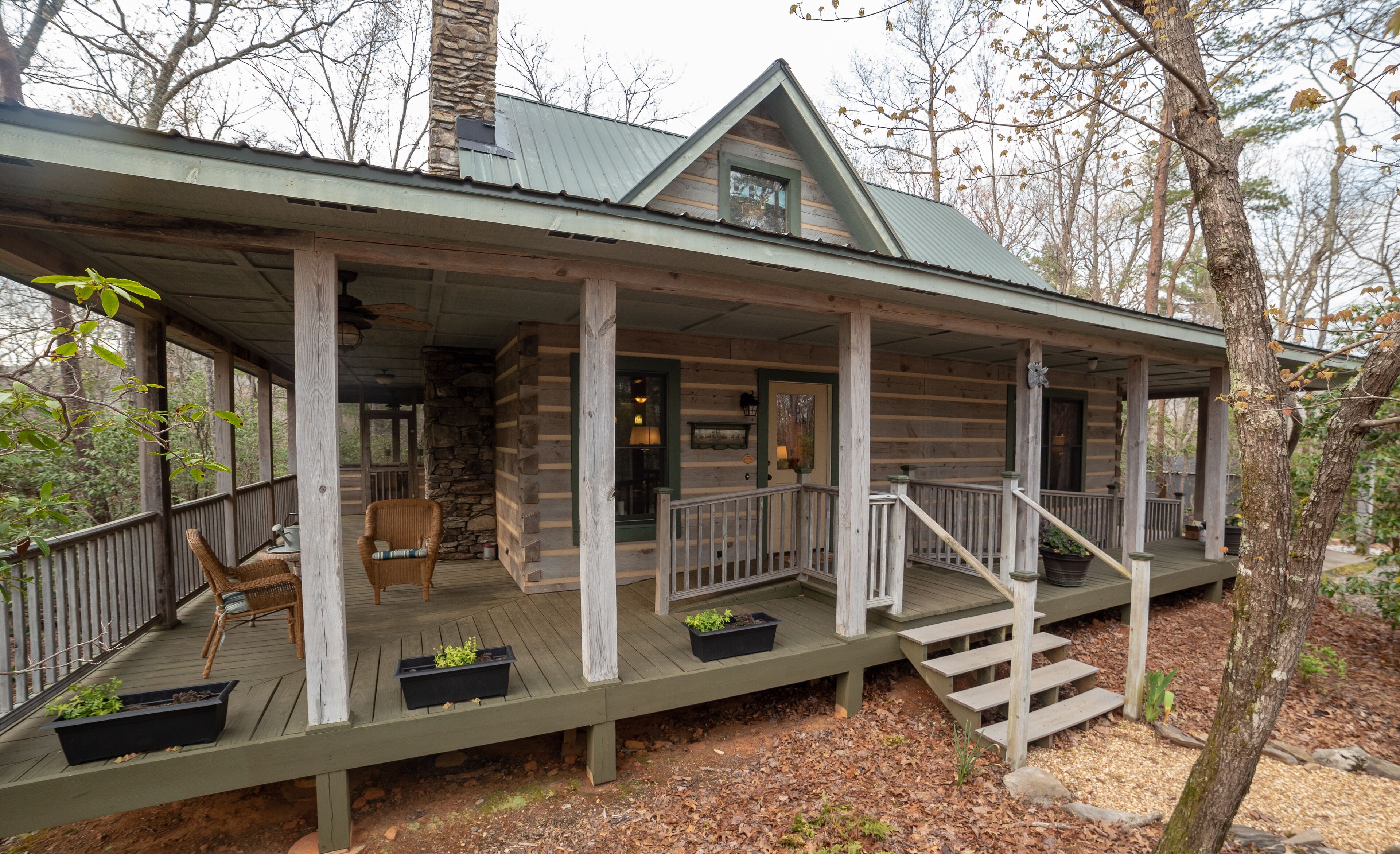 The Laurel: a unique mountain experience near waterfalls, wineries, and weddings