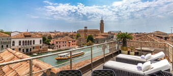 AQUAMARE Suite | BOUTIQUE Apartment