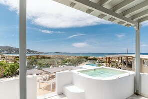 华丽�套房, 热水浴缸 | 露台