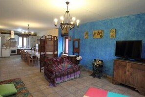 TV, fireplace, DVD player, table football