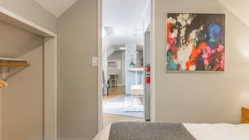 1 chambre, bureau, fer et planche à repasser, Wi-Fi gratuit