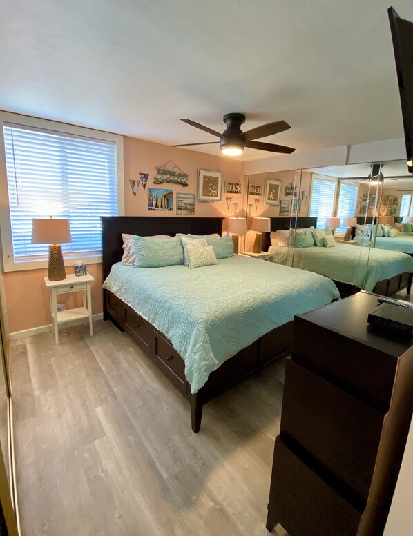 1 habitación, tabla de planchar con plancha, cuna de viaje y wifi 