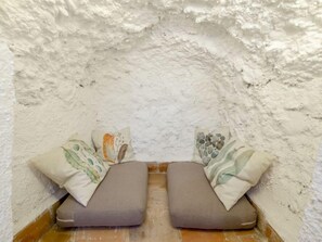 Interior - Cueva de Lindaraja by Interhome (Granada)