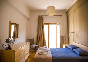 1 bedroom, desk, iron/ironing board, free WiFi