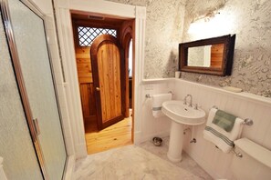 Douche, séchoir à cheveux