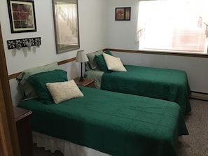7 habitaciones, tabla de planchar con plancha y wifi gratis 