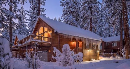 Spacious Tahoe home w/hot tub just 3 blocks to Kings Beach