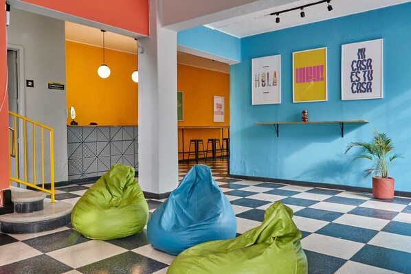 Living room - Hostal Americana (Guadalajara)
