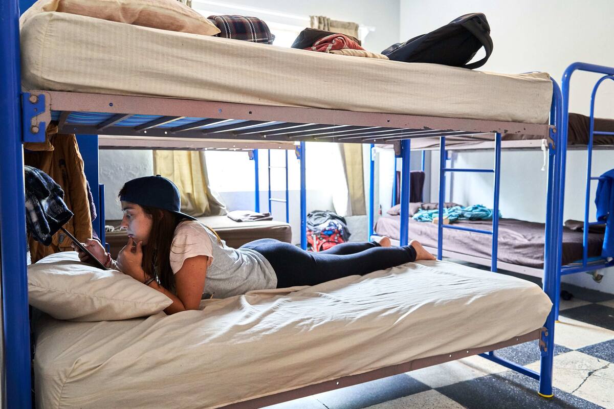 Free WiFi, bed sheets
