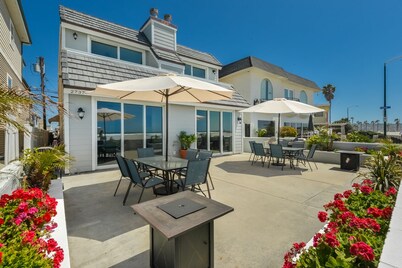 Oceanfront South Mission Beach Vacation Rental on the Sand 2737