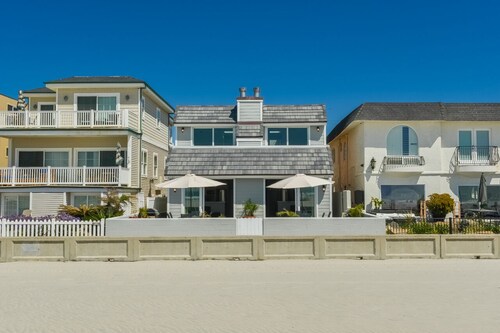 Oceanfront South Mission Beach Vacation Rental on the Sand 2737