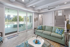 Smart TV, DVD player, books, stereo - Luxury Oceanview Home at North Beach Plantation - Pool/Jacuzzi, Elevator (North Myrtle Beach)