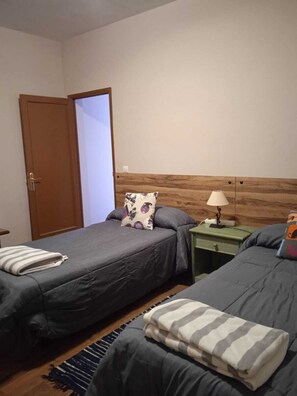 3 Schlafzimmer, kostenloses WLAN, Bettwäsche, Rollstuhlgeeignet